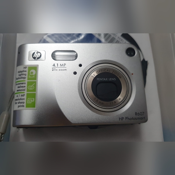 HP PhotoSmart R607 4.1MP Digital Camera (working) - Picture 6 of 6